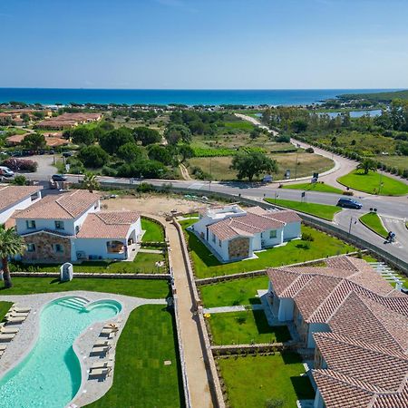 Enaja - Luxury Retreat Aparthotel Budoni Buitenkant foto